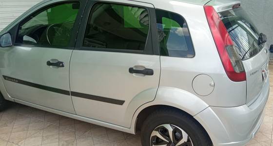 FORD FIESTA 1.6 ROCAM 8V FLEX 4P MANUAL FORD FIESTA 1.6 ROCAM 8V FLEX 4P MANUAL